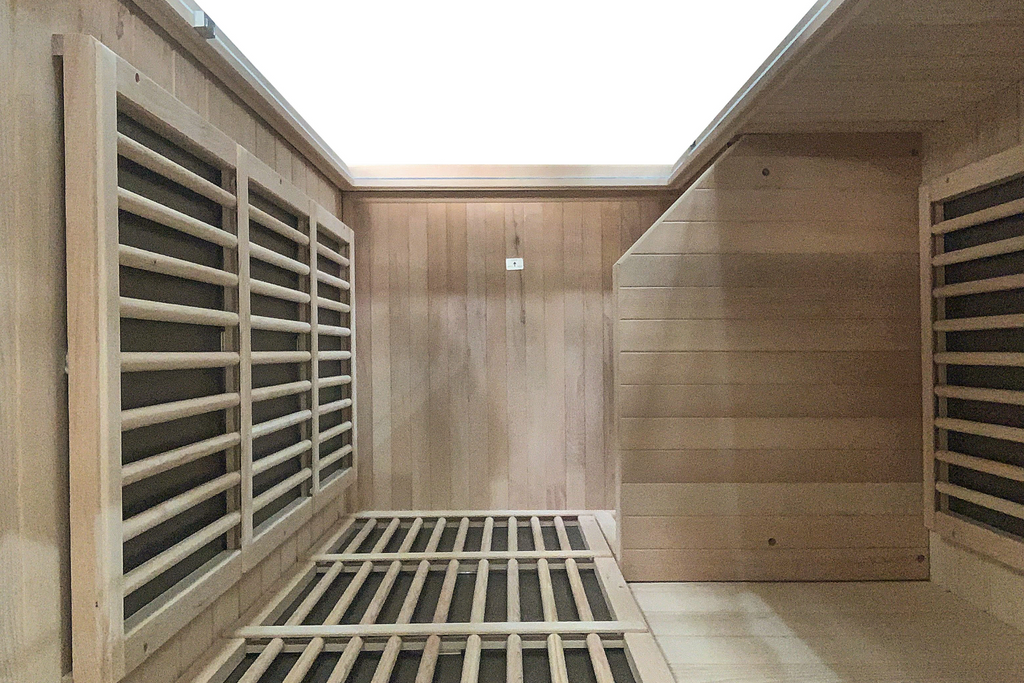 Indoor 1 Person Canadian Hemlock Very Low EMF Far Infrared Sauna